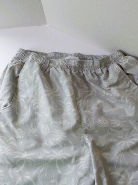 Columbia PFG Men's Light Gray Palm-Print Swim Trunks